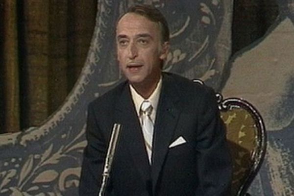 Александр Иванов, ведущий программы «Вокруг смеха». Передача выходила с 1978 по 1990 годы.