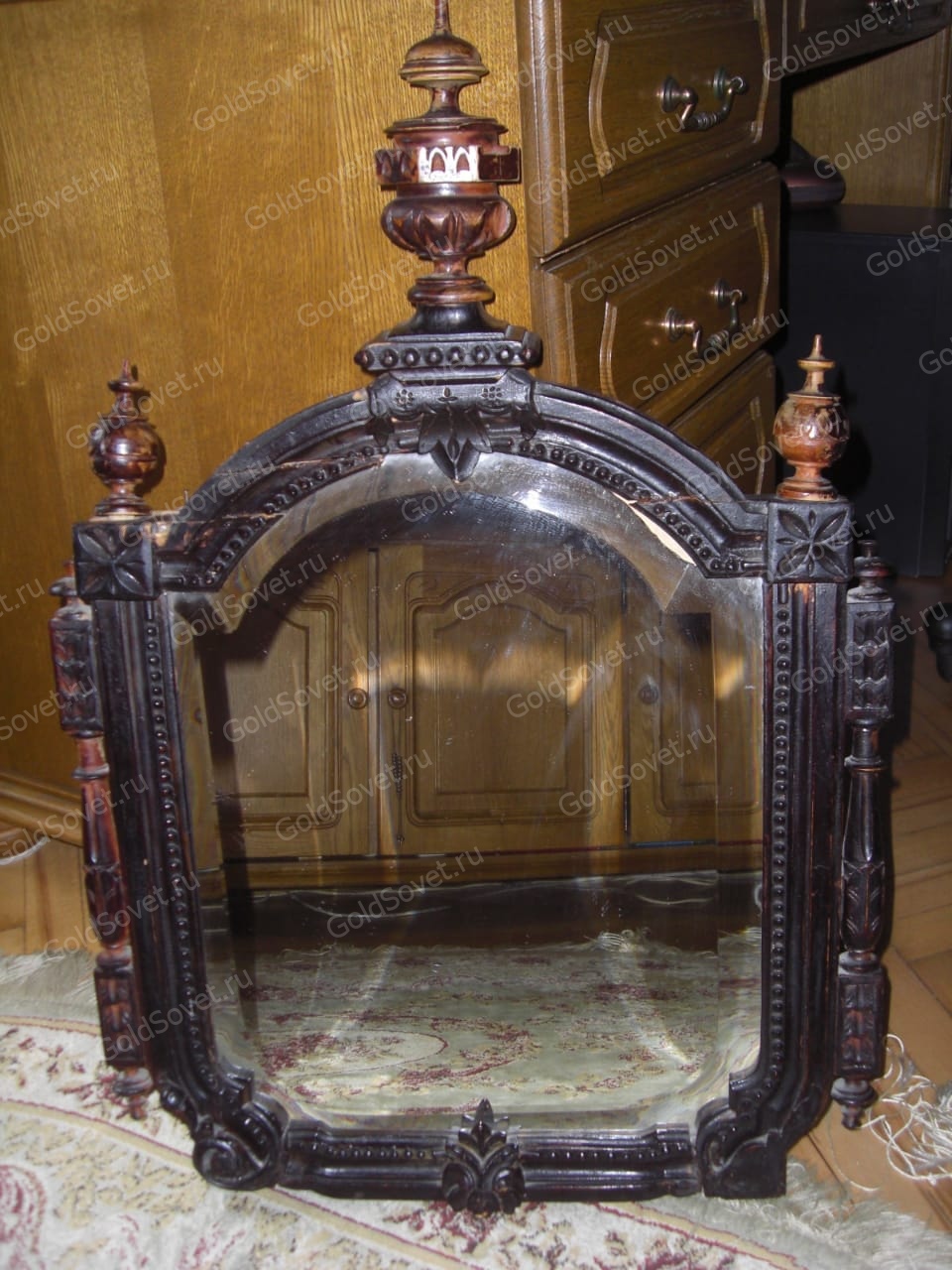Оценка старинного зеркала