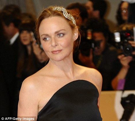 Stella McCartney wore the hair ornament to the Met Ball
