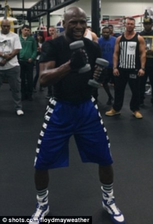 Floyd Mayweather began training in his Las Vegas gym on Monday ahead of fighting Manny Pacquiao