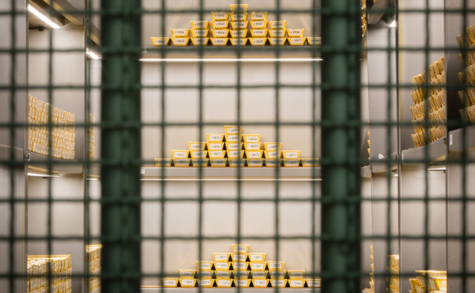 Золотые слитки в хранилище Deutsche Bundesbank
