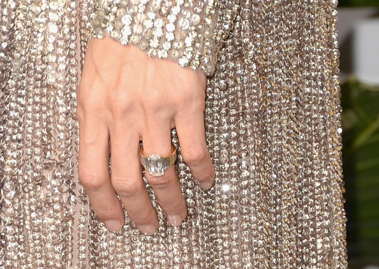 Обручальное кольцо Анджелины Джоли