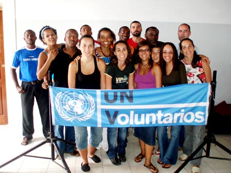  Волонтеры ООН