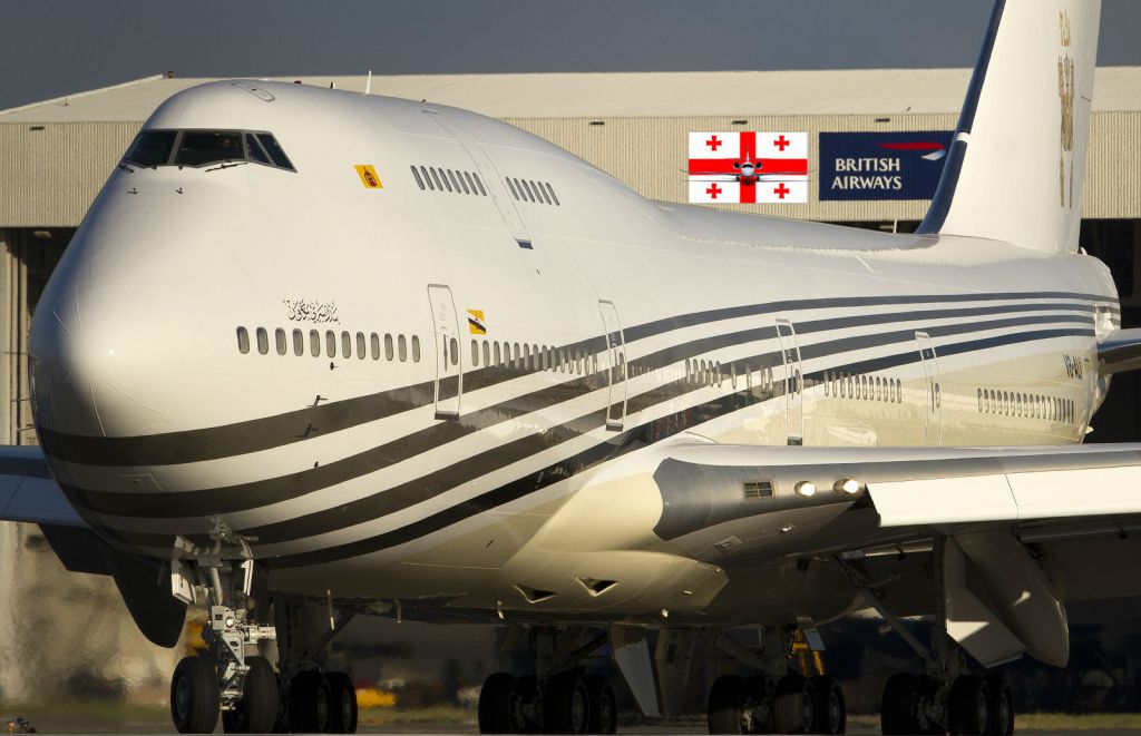Топ 5 самых дорогих и роскошных самолетов мира_Boeing 747-400 Custom